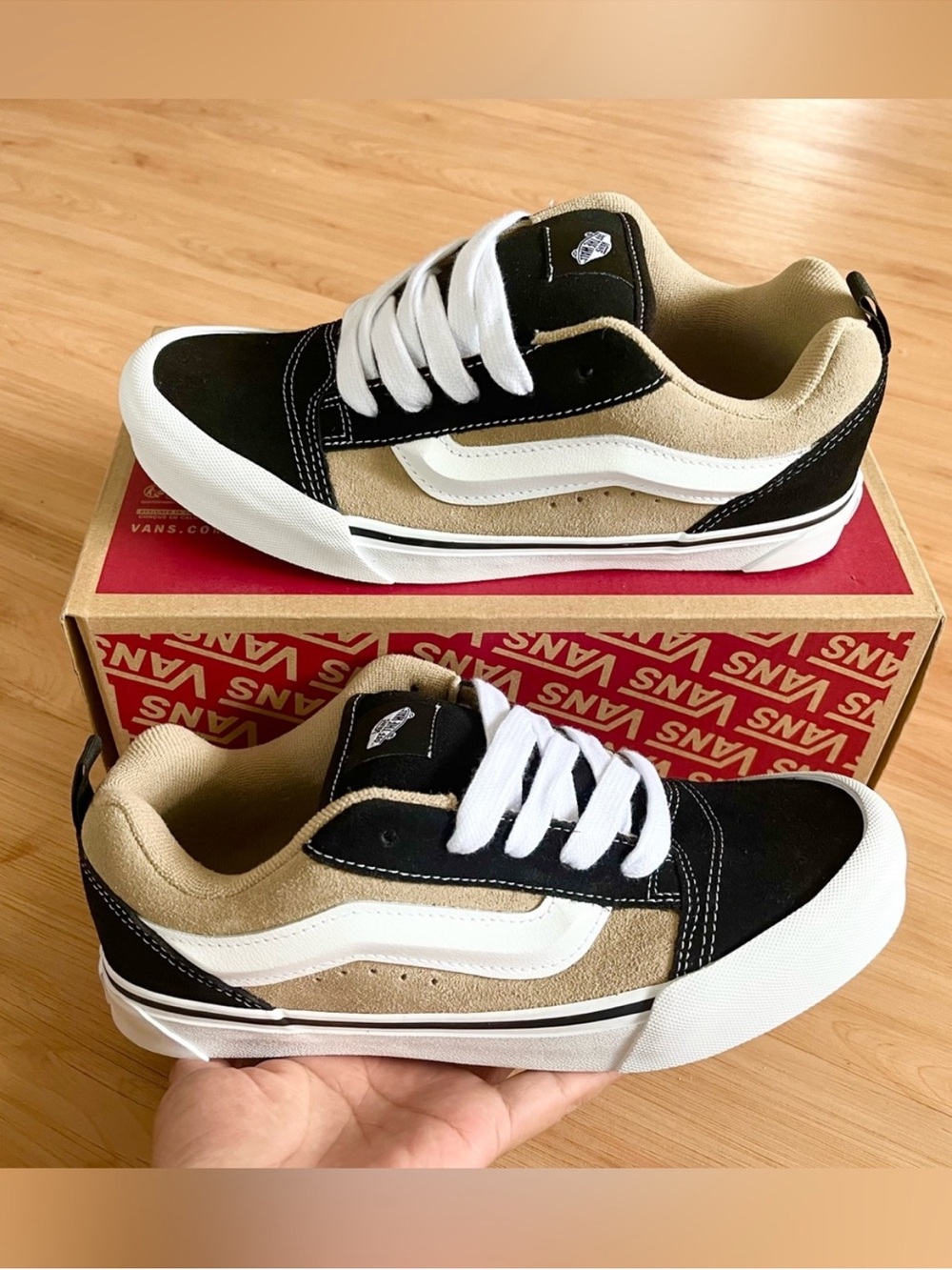 Vans Knu Skool Gray Black Kid 7.0 US Women 8.5US